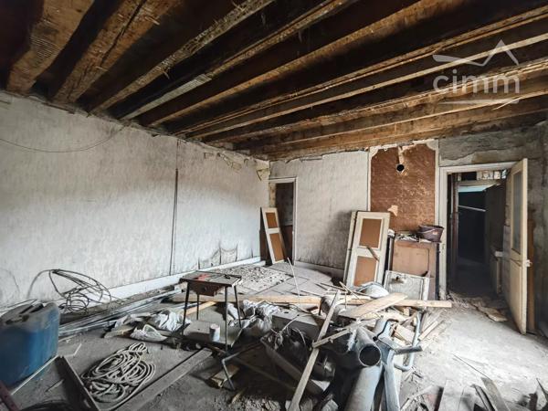 Immeuble de 400 m² sur une parcelle de 229 m² cadastrée E868