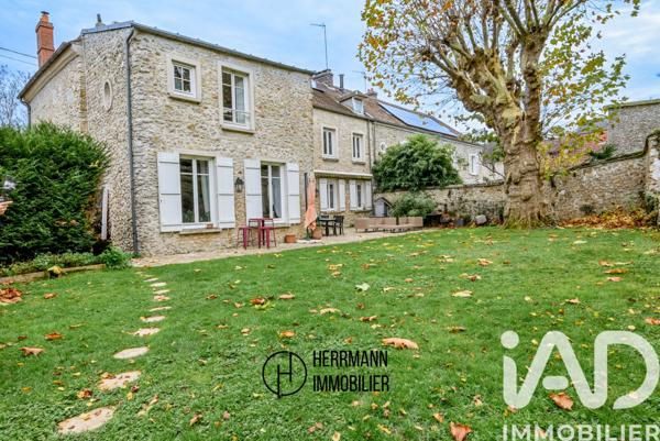 Maison à vendre 8 pièces 300 m² Septeuil