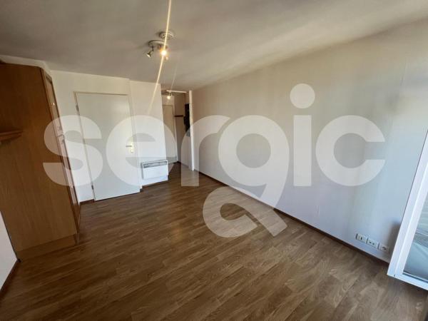 Location 1 Pieces 20 59000 Lille 07 0798 01 0147