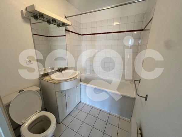 Location 1 Pieces 20 59000 Lille 07 0798 01 0147