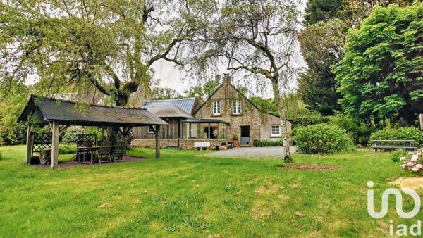 Maison à vendre 5 pièces 151 m² Le Faouët