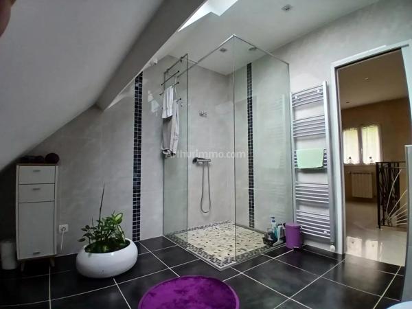 Vente                                                      Maison
                        
                     5 pièces                      126 m2                     à Yerres