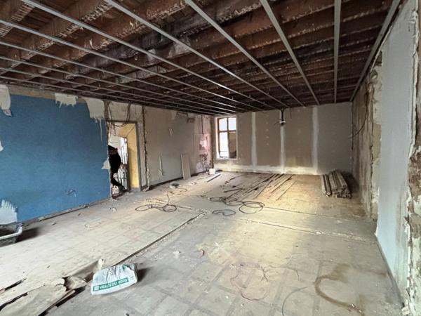 Vente Immeuble 35 pièces 1000 m2 à Avesnes-sur-Helpe