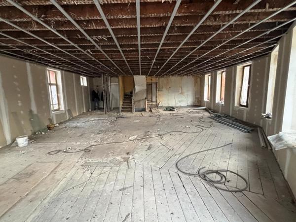 Vente Immeuble 35 pièces 1000 m2 à Avesnes-sur-Helpe