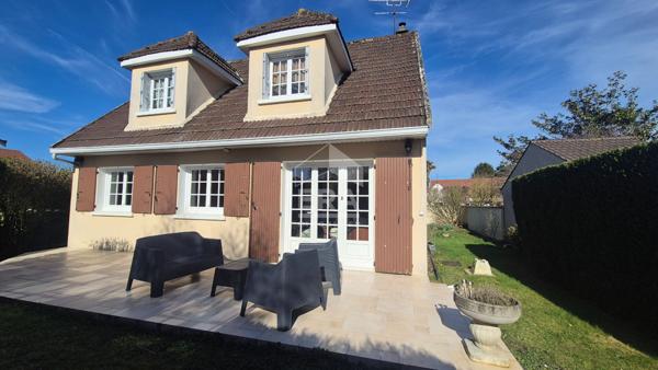 Maison Brie Comte Robert 6 pièce(s) 120 m2