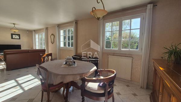 Maison Brie Comte Robert 6 pièce(s) 120 m2