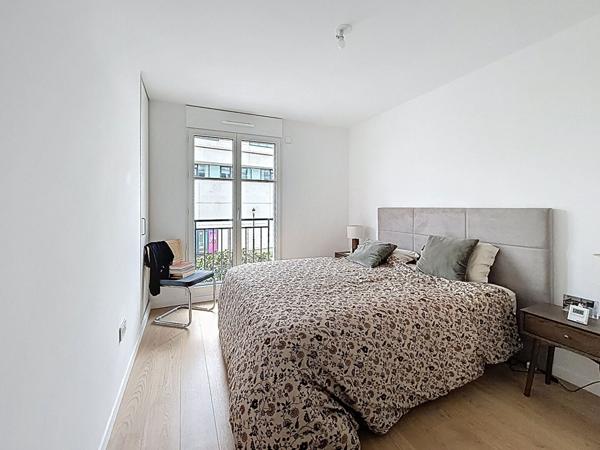 Appartement Neuf d'Exception à Puteaux - 3 Pièces Lumineux avec Balcon et Parking