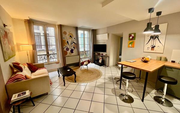 Appartement à vendre    3 pièces •  Uzès