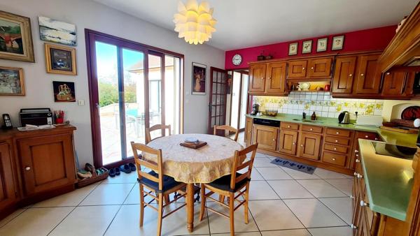 Vente Maison de luxe Pont-l'Évêque 8 Pièces 235 m²