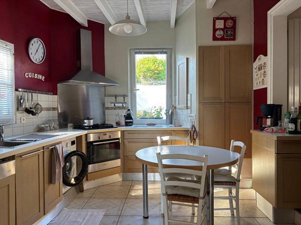 MAISON à MESCHERS SUR GIRONDE