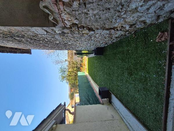 Cologne (32430) Maison de village T4 de 100m² avec petit jardin.