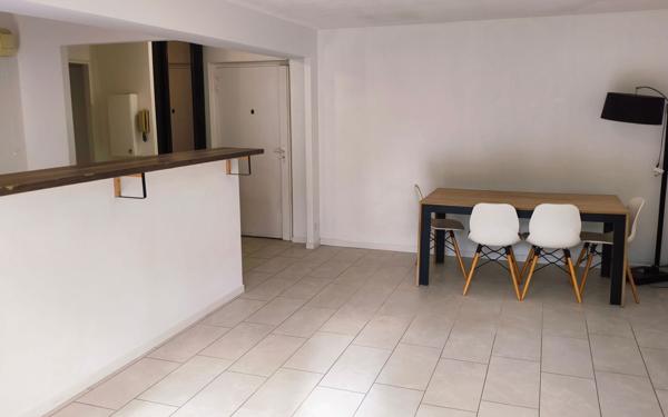 Appartement à louer    2 pièces •  Cagnes-sur-Mer