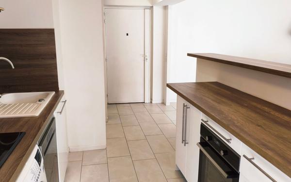 Appartement à louer    2 pièces •  Cagnes-sur-Mer