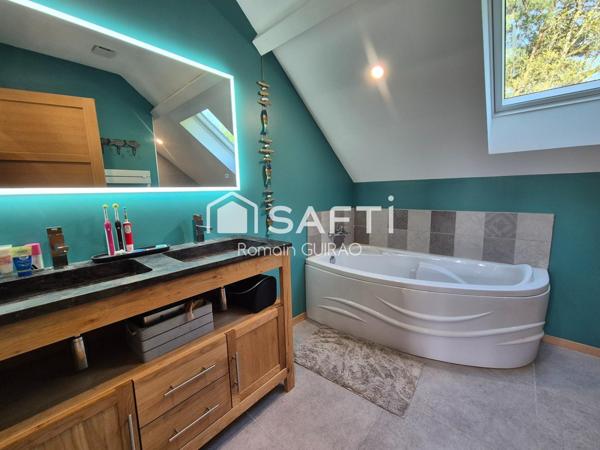 BELLE MAISON DE 170 M2 AVEC TERRAIN DE 2333 M2
