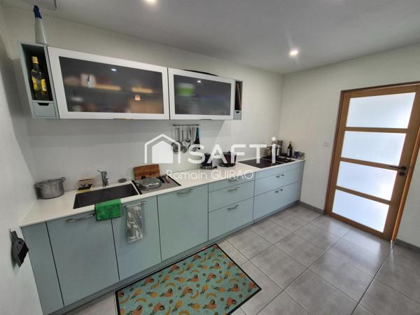 BELLE MAISON DE 170 M2 AVEC TERRAIN DE 2333 M2