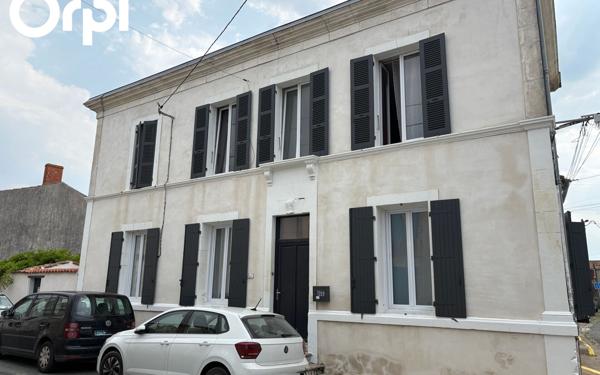 Maison à vendre    5 pièces •  Bourcefranc-le-Chapus