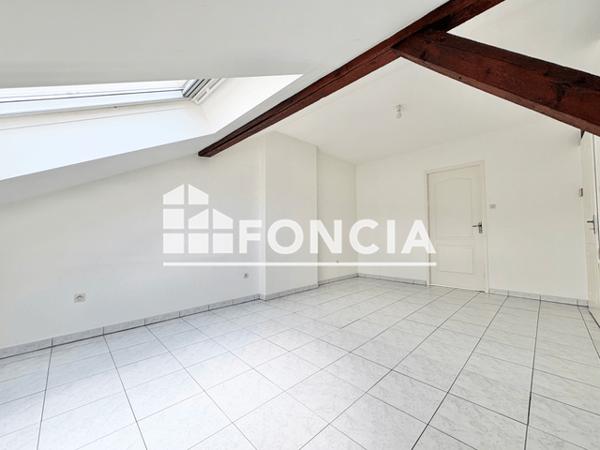 Location Appartement 2 pièces 35.66 m² - 67 RUE SAINT BERNARD Metz 57000