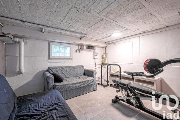 House for sale 8 rooms 142 m² Montévrain