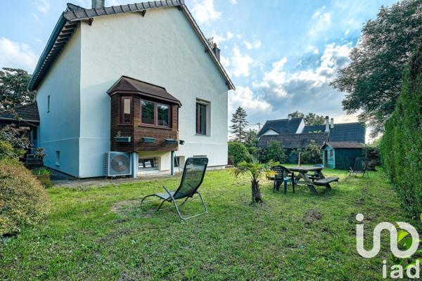 House for sale 8 rooms 142 m² Montévrain