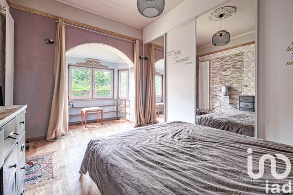 House for sale 8 rooms 142 m² Montévrain