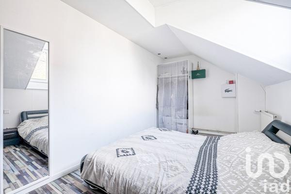 House for sale 8 rooms 142 m² Montévrain