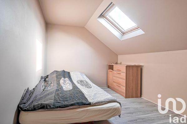 House for sale 8 rooms 142 m² Montévrain