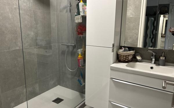 Appartement à vendre    4 pièces • 67 m2 Nice