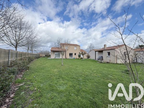 Maison à vendre 6 pièces 135 m² Montaigu-Vendée
