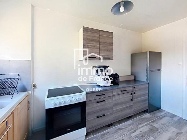 Appartement T4 de 78 m²  - Dernier étage - Garage et cave LA ROCHE SUR YON