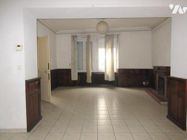 MAISON DE VILLE 4 CHAMBBRES