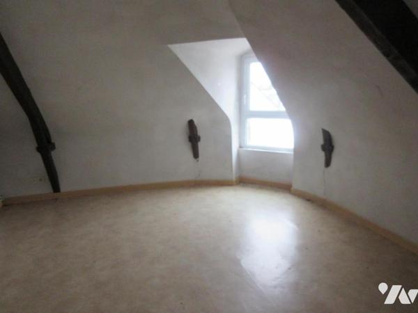 MAISON DE VILLE 4 CHAMBBRES