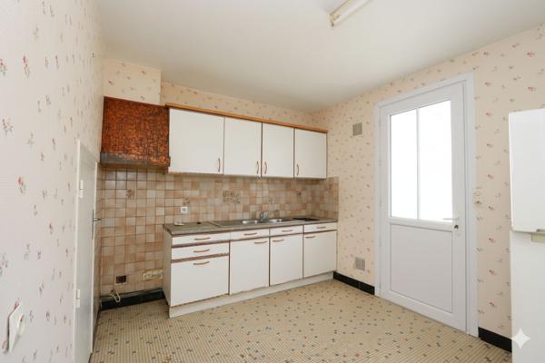 Maison familiale au coeur du bourg de l'Immaculée, Saint-Nazaire - Garage et jardin