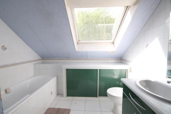 Bouffémont (95570) A vendre à Bouffémont, maison, 222 m2, 9 chambres, terrain 734 m2