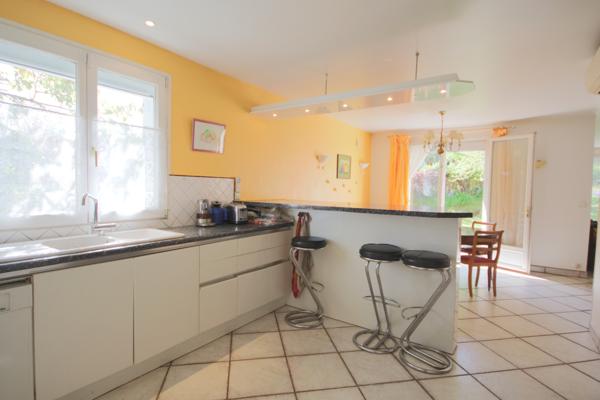 Bouffémont (95570) A vendre à Bouffémont, maison, 222 m2, 9 chambres, terrain 734 m2