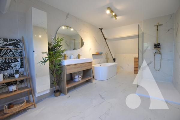 Maison 5 pièces 177.51 m2