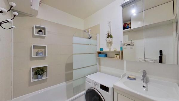 EXCLUSIVITÉ – 3 PIÈCES AVEC BALCON – BAS-MONTREUIL