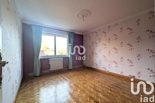 Appartement 5 pièces de 121 m² à Lens (62300)