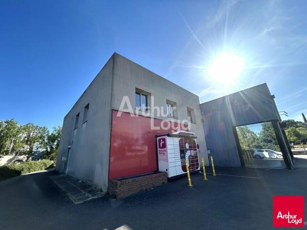 CESSON SEVIGNE - BUREAUX A LOUER - ENVIRONNEMENT DYNAMIQUE