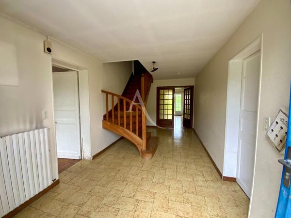 Maison Salles D'Angles 6 pièce(s) 1400 m2
