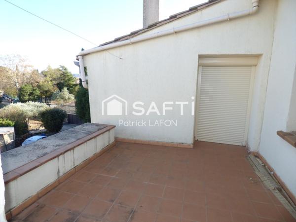 Immeuble 3 Appartements terrasses et garage.