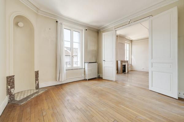 Laxou (54520) Maison de centre-ville située en plein cœur de Laxou Village avec jardin 600m2