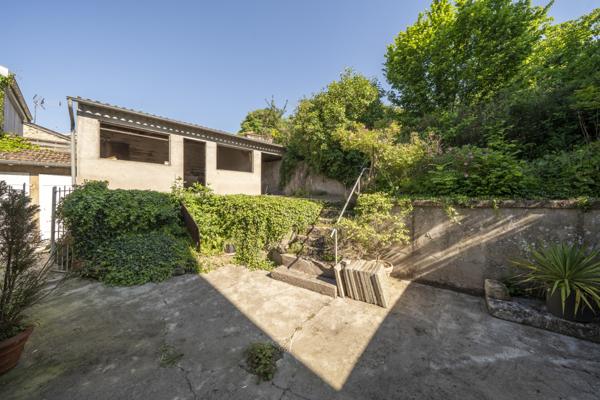 Laxou (54520) Maison de centre-ville située en plein cœur de Laxou Village avec jardin 600m2