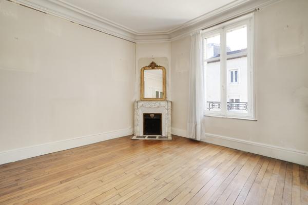 Laxou (54520) Maison de centre-ville située en plein cœur de Laxou Village avec jardin 600m2