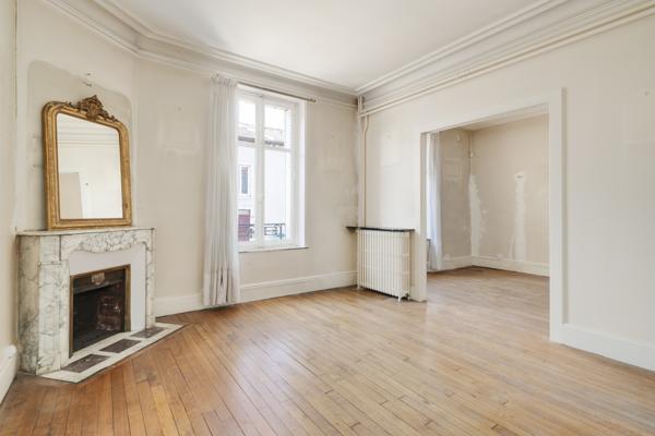 Laxou (54520) Maison de centre-ville située en plein cœur de Laxou Village avec jardin 600m2