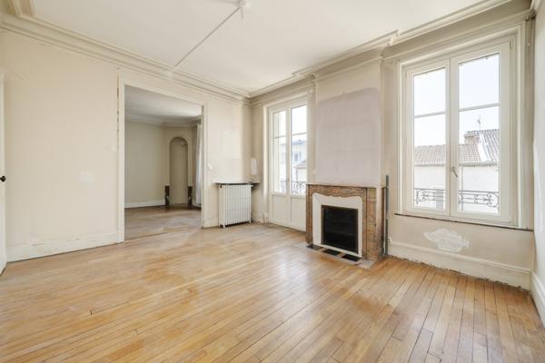 Laxou (54520) Maison de centre-ville située en plein cœur de Laxou Village avec jardin 600m2