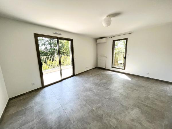 Appartement · Location Villefranche S/S (69400) 4 pièces · 83m²