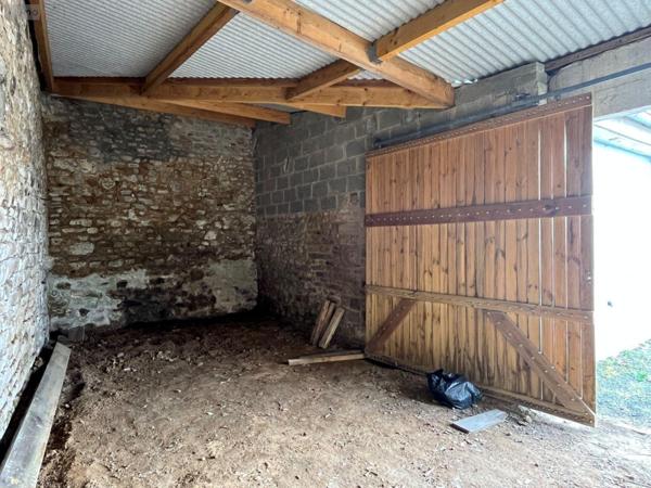 Garage fermé à vendre à Avranches dans la Manche (50300), ref : 12547/369