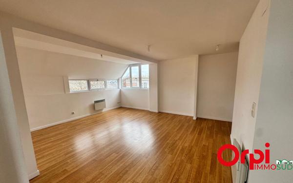 Appartement à louer    3 pièces • 79,65 m2 Amiens