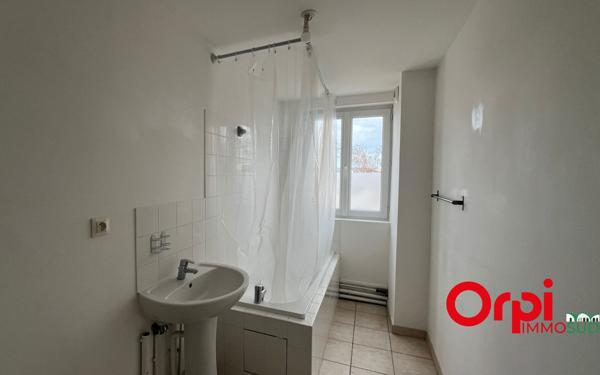 Appartement à louer    3 pièces • 79,65 m2 Amiens
