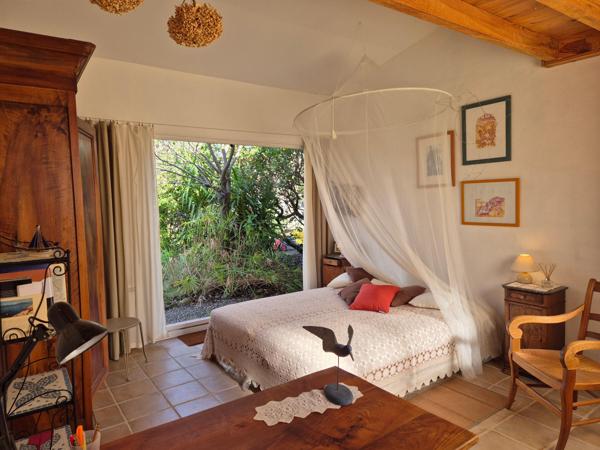 Très jolie maison à rénover au coeur de Ghisonaccia sise sur un terrain de 996m2